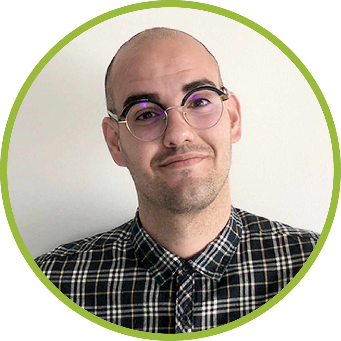 Adria Miralves, Marketing Manager